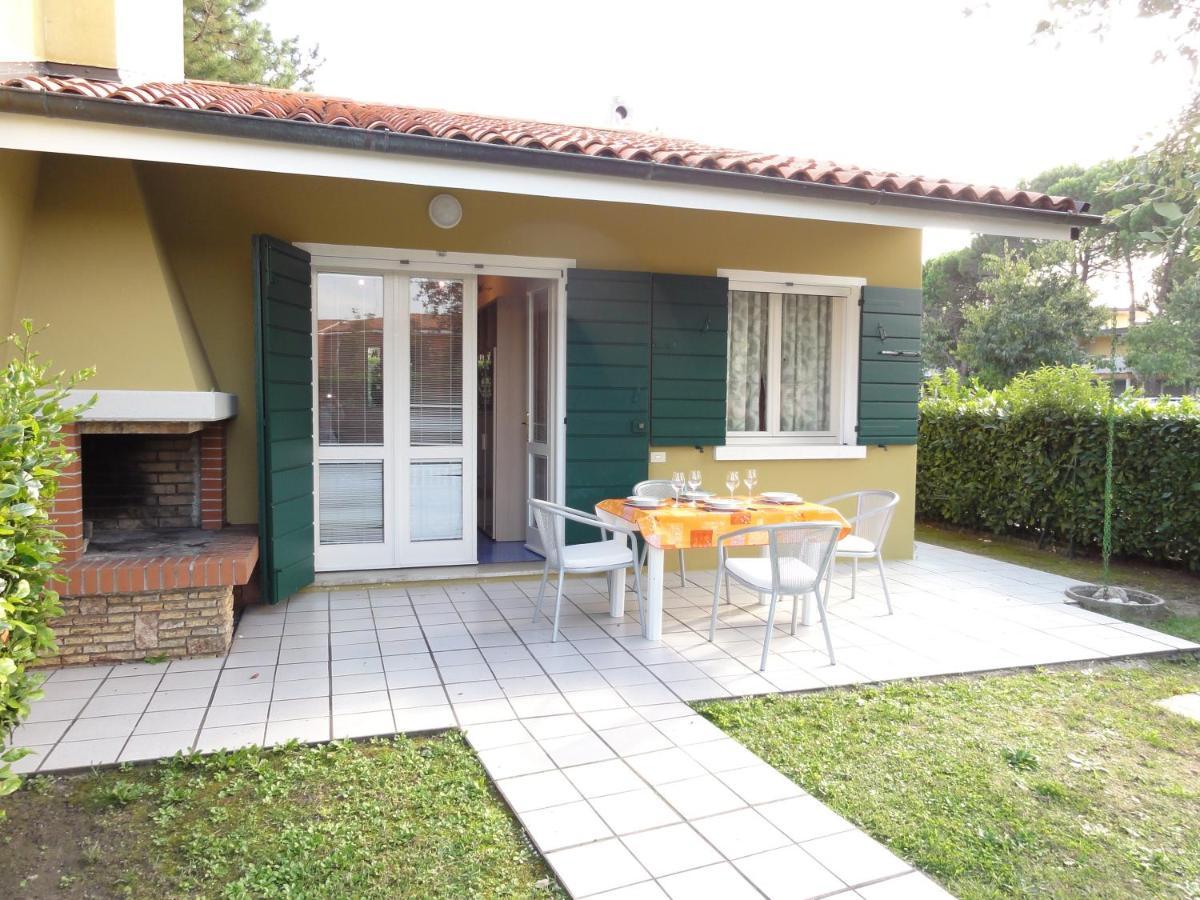 Villaggio Michelangelo Bibione Exterior photo