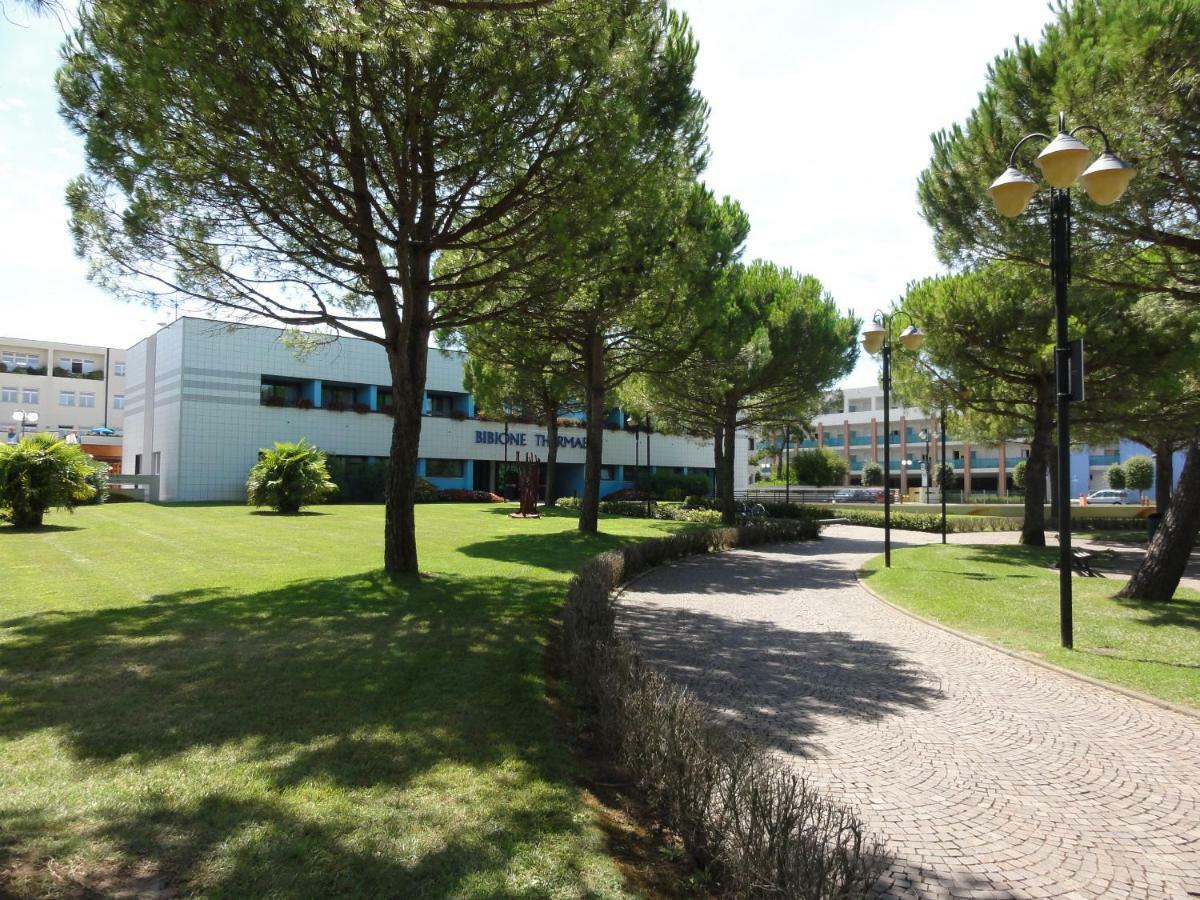 Villaggio Michelangelo Bibione Exterior photo